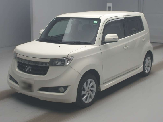TOYOTA BB