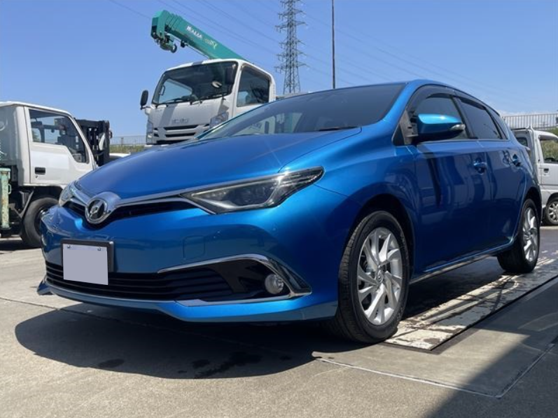 TOYOTA AURIS