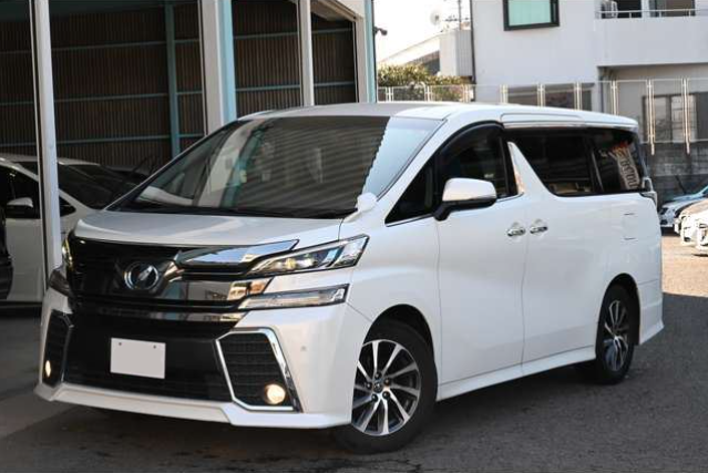 TOYOTA VELLFIRE